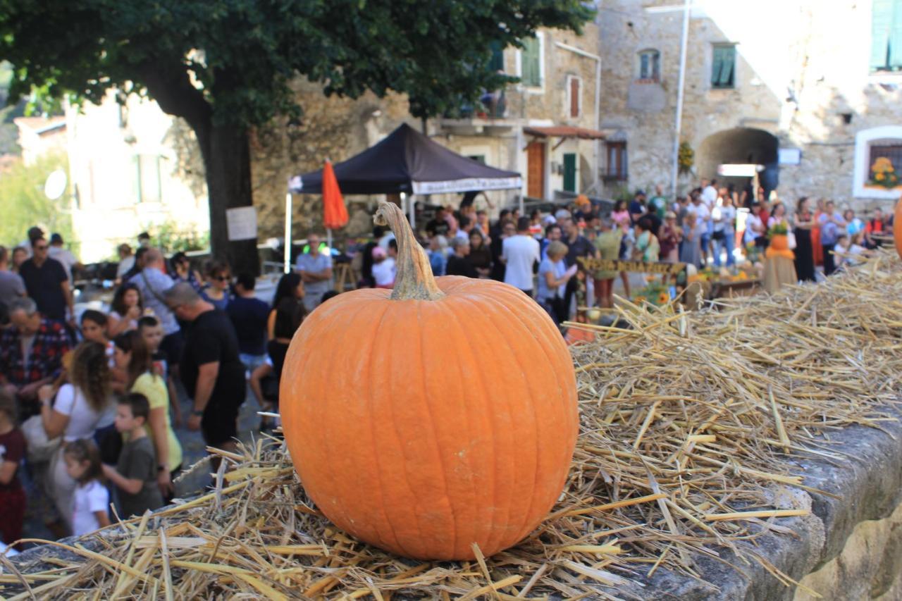 Ca' Du Mangiabaggi Villa Vallecrosia Luaran gambar